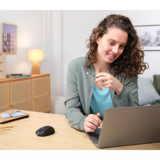 Trust Ozaa egér Irodai Jobbkezes RF vezeték nélküli + Bluetooth Optikai 3200 DPI