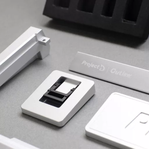 Ducky Outlaw 65 billentyűzet Univerzális USB Amerikai angol Ezüst