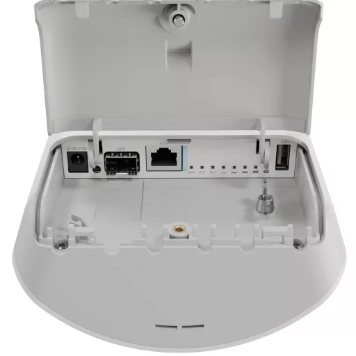 Mikrotik mANTBox ax 15s Fehér Ethernet-áramellátás (PoE) támogatása