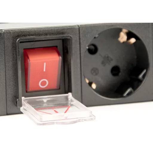 Gembird EG-PDU-014-C14 áramelosztó egység (PDU) 8 AC kimenet(ek) 1U Fekete