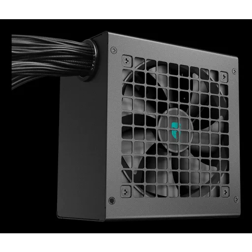 Gamer Storm PN650D 650 W 20+4 pin ATX ATX Fekete