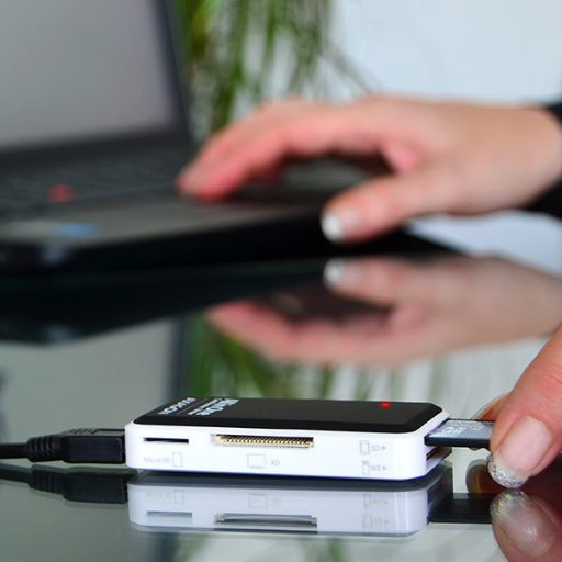 Axagon CRE-X1 kártyaolvasó USB 2.0 Fekete, Fehér