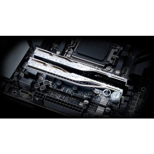 G.Skill Trident Z5 Neo RGB F5-8000J3848H16GX2-TR5NS 32 GB 2 x 16 GB DDR5 8000 MT/másodperc
