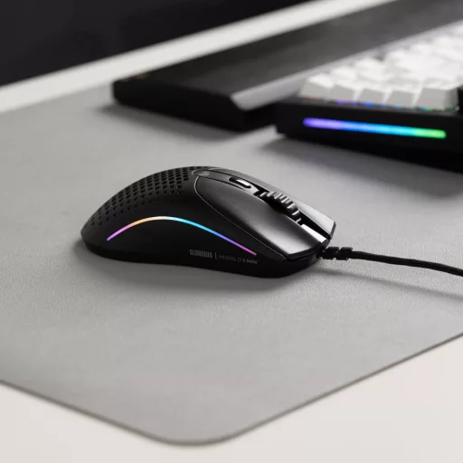 Glorious Gaming Model O 2 Mini egér Játék Jobbkezes USB A típus Optikai 26000 DPI