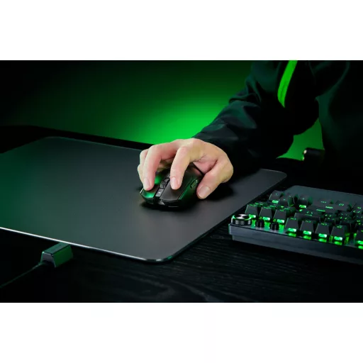 Razer Viper V3 Pro egér Játék Jobbkezes RF Wireless + USB Type-C Optikai 35000 DPI