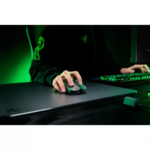 Razer Viper V3 Pro egér Játék Jobbkezes RF Wireless + USB Type-C Optikai 35000 DPI