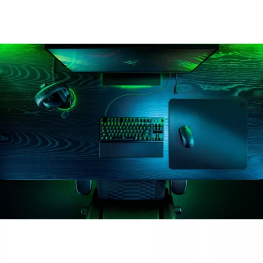 Razer Viper V3 Pro egér Játék Jobbkezes RF Wireless + USB Type-C Optikai 35000 DPI
