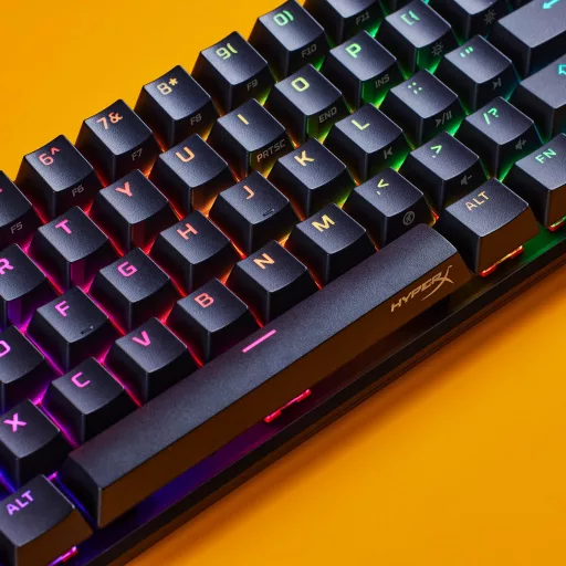 HyperX Alloy Origins 65 - Mechanical Gaming Keyboard - HX Red (USLayout) (HKBO1T-RD-US/N) billentyűzet Játék USB Fekete