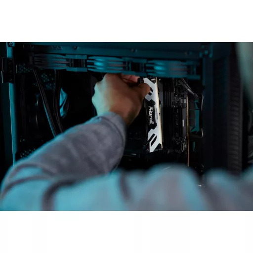Kingston Technology FURY Renegade 24 GB 1 x 24 GB DDR5 8000 MT/másodperc 288-pin DIMM