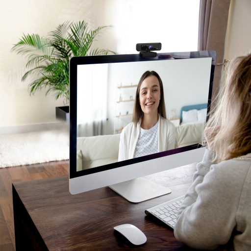 j5create JVCU100 webkamera 2,07 MP 1920 x 1080 pixelek USB Fekete