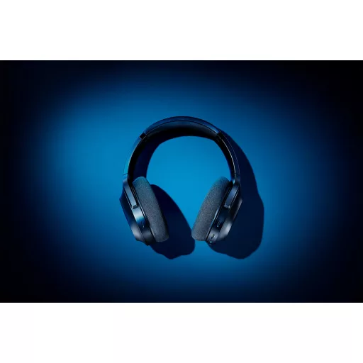 Razer Barracuda Headset Vezetékes és vezeték nélküli Fejpánt Hívás/zene USB C-típus Bluetooth Fekete