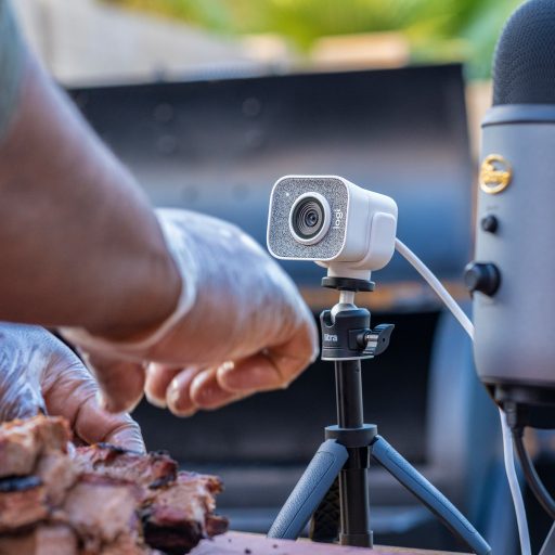 Logitech 960-001297 webkamera 1920 x 1080 pixelek USB Fehér