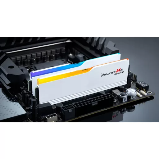G.Skill Ripjaws M5 RGB F5-6000J3238G32GX2-RM5NRW 64 GB 2 x 32 GB DDR5 6000 MT/másodperc 288-pin DIMM