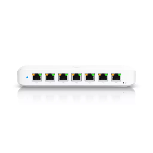 Ubiquiti Ultra Vezérelt L2 Gigabit Ethernet (10/100/1000) Ethernet-áramellátás (PoE) támogatása Fehér