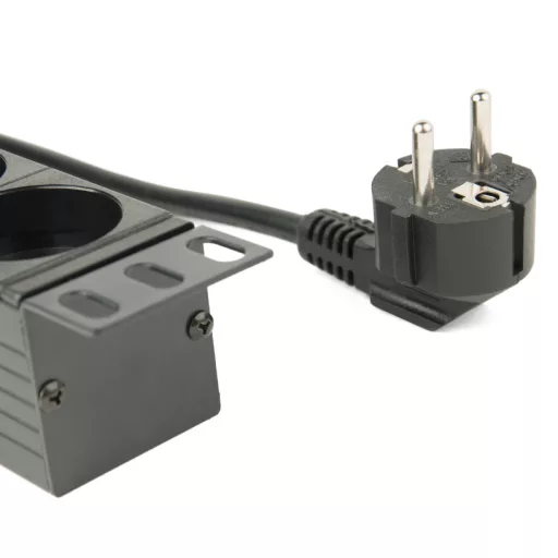 Gembird EG-PDU-014 áramelosztó egység (PDU) 8 AC kimenet(ek) 1U Fekete