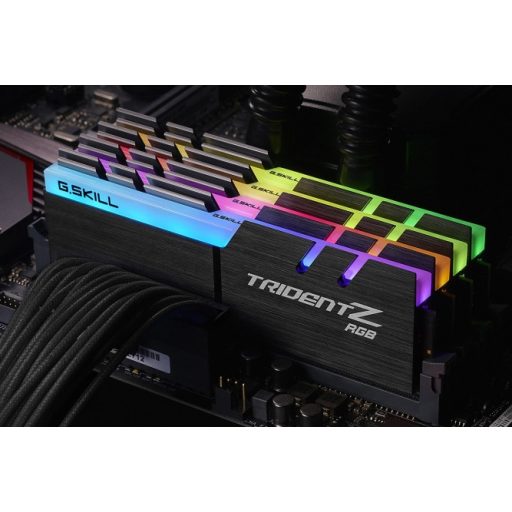 G.Skill Trident Z RGB (For AMD) F4-3200C16Q-32GTZRX 32 GB 4 x 8 GB DDR4