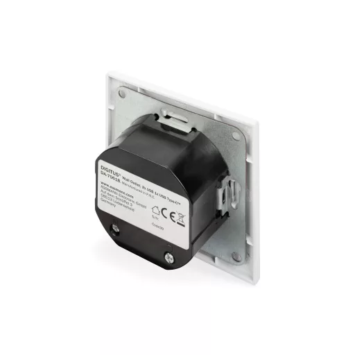 Digitus DA-70618 csatlakozóaljzat 2 x USB A + 1 x USB C Fehér