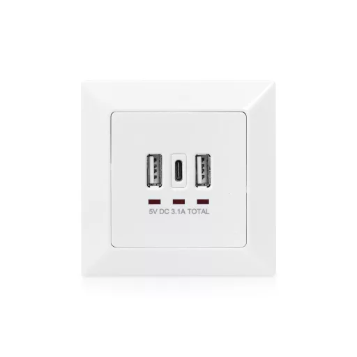 Digitus DA-70618 csatlakozóaljzat 2 x USB A + 1 x USB C Fehér