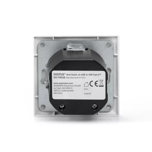 Digitus DA-70618 csatlakozóaljzat 2 x USB A + 1 x USB C Fehér