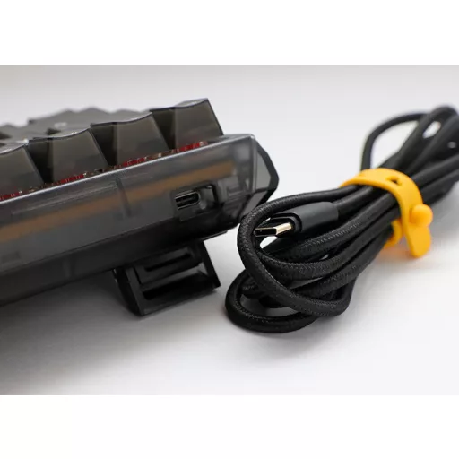 Ducky One 3 Aura Mini billentyűzet Játék USB QWERTY Nemzetközi amerikai Fekete