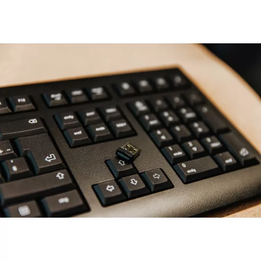 CHERRY KW 3000 billentyűzet Univerzális Vezeték nélküli RF QWERTY Nemzetközi amerikai Fekete