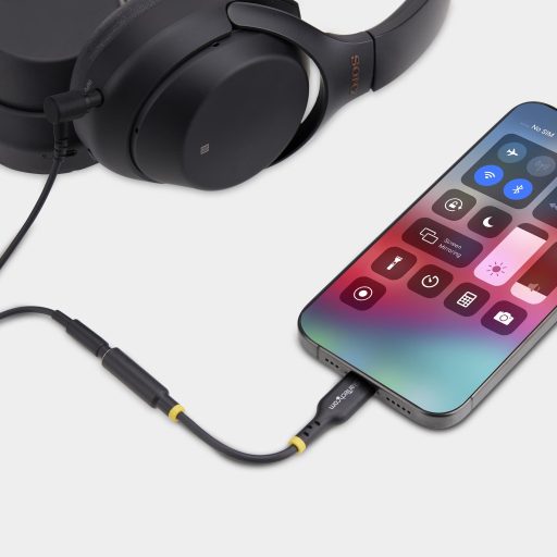 StarTech.com USBCAUDIO2 audio kábel 0,127 M USB Type-C 2.0 3,5 mm-es Fekete