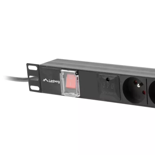 Lanberg PDU-06E-0200-BK áramelosztó egység (PDU) 6 AC kimenet(ek) 1U Fekete