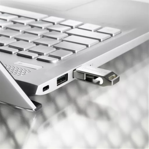 Intenso cMobile Line USB flash meghajtó 32 GB USB Type-A / USB Type-C 3.2 Gen 1 (3.1 Gen 1) Ezüst
