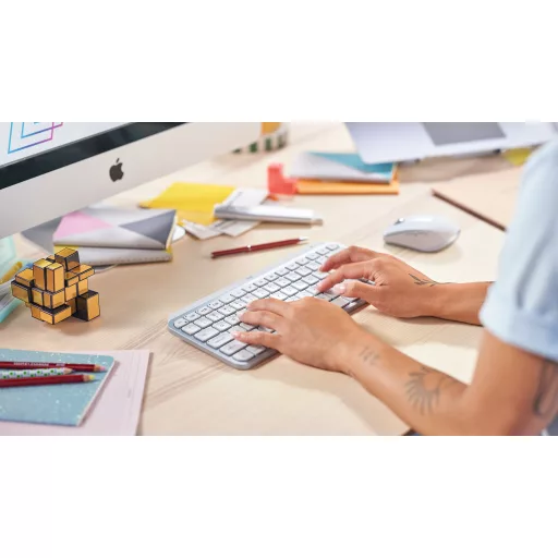 Logitech 920-010491 billentyűzet Irodai RF vezeték nélküli + Bluetooth QWERTY Spanyol Szürke