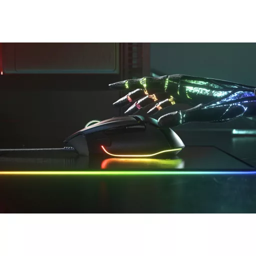 Razer Basilisk V3 egér Játék Jobbkezes USB A típus Optikai 26000 DPI