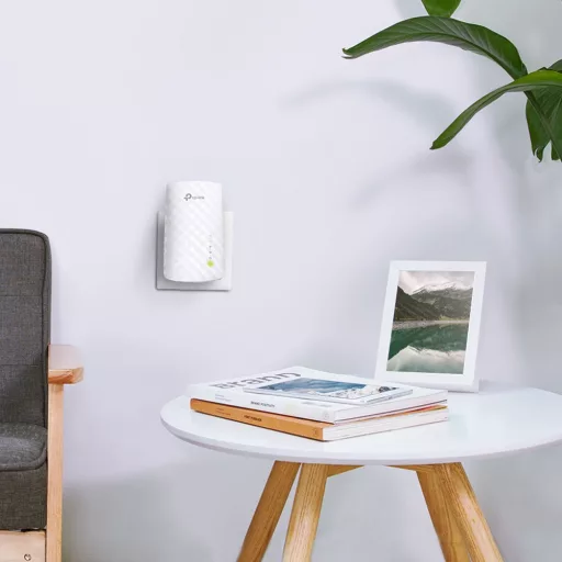 TP-Link RE200 hálózati bővítő Hálózati jelismétlő Fehér 10, 100 Mbit/s