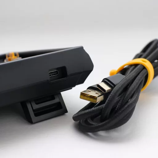 Ducky One 3 Hot-Swap Barebone SF billentyűzet Játék USB Amerikai angol Fekete