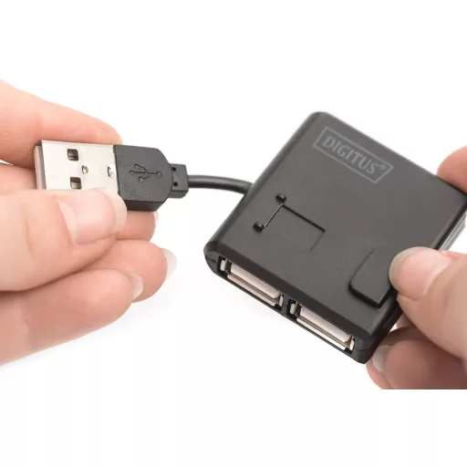 Digitus DA-70217 hálózati csatlakozó 480 Mbit/s Fekete