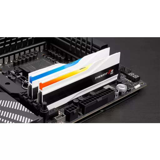 G.Skill Trident Z5 RGB F5-6000J2836G16GX2-TZ5RW 32 GB 2 x 16 GB DDR5 4800 MT/másodperc 288-pin DIMM