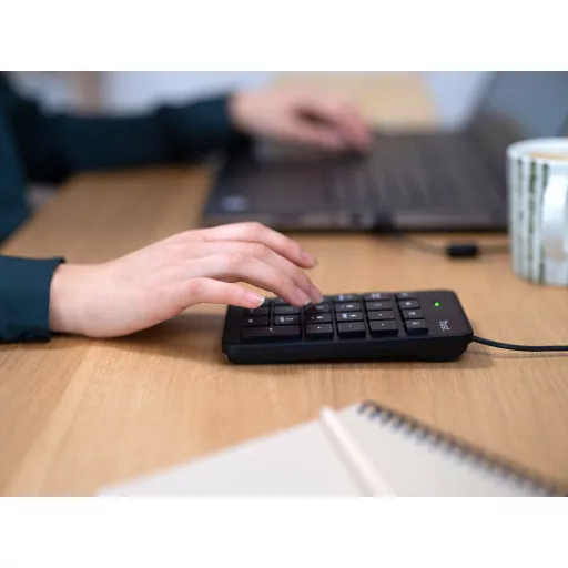 Trust 22221 numerikus billentyűzet Laptop/PC USB Fekete