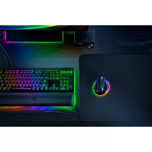 Razer Pro Click V2 Vertical egér Univerzális Jobbkezes RF Wireless + Bluetooth + USB Type-C Optikai 30000 DPI