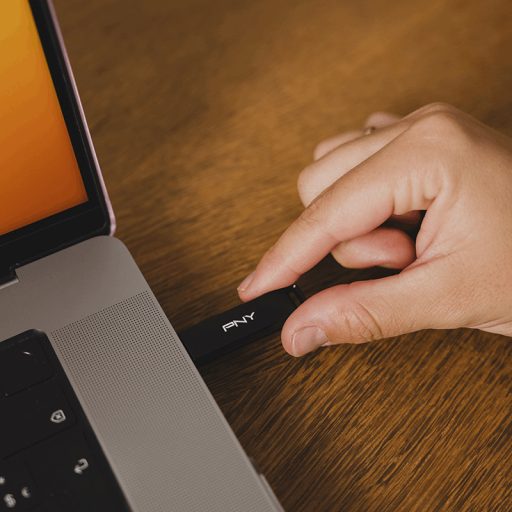 PNY Elite-X USB flash meghajtó 128 GB USB C-típus 3.2 Gen 1 (3.1 Gen 1) Fekete