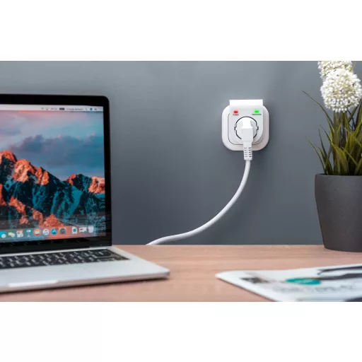 Digitus DN-95400 túlfeszültségvédő Fehér 1 AC kimenet(ek) 230 V