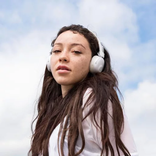 JLab Studio Wireless On-Ear Headset Vezetékes és vezeték nélküli Fejpánt Hívás/zene Bluetooth Fekete