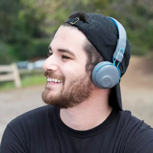 JLab Studio Wireless On-Ear Headset Vezetékes és vezeték nélküli Fejpánt Hívás/zene Bluetooth Fekete