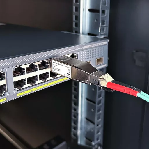 StarTech.com D01ML55P-FIBER-MEDIA hálózati média konverter 1000 Mbit/s 1310 nm Multi-mode, Single-mode Ezüst
