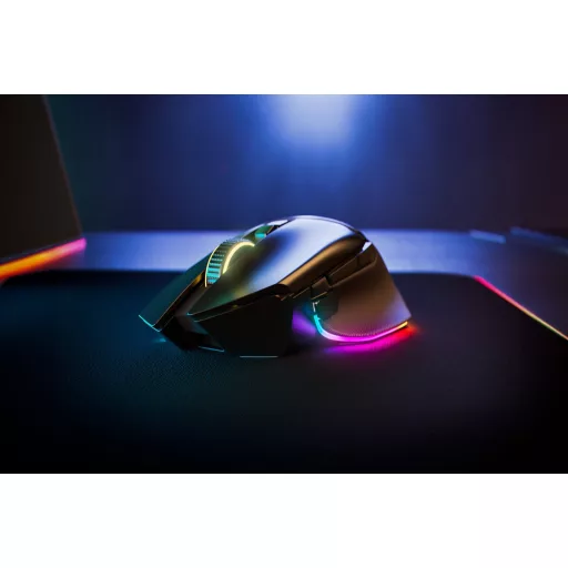 Razer Basilisk V3 Pro 35K egér Játék Jobbkezes RF Wireless + Bluetooth + USB Type-A Optikai 35000 DPI