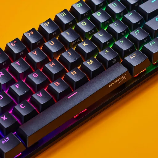 HyperX Alloy Origins 65 - Mechanical Gaming Keyboard - HX Red (USLayout) (HKBO1T-RD-US/N) billentyűzet Játék USB Fekete