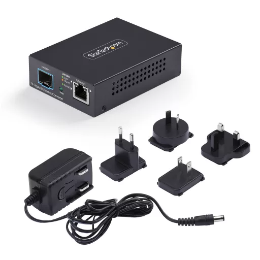 StarTech.com MCM10G6SSFP hálózati média konverter 10000 Mbit/s Multi-mode, Single-mode Fekete